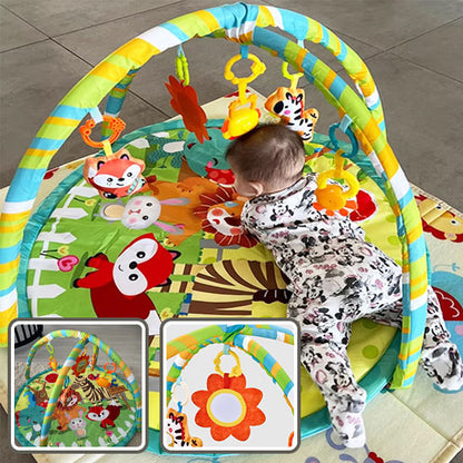 tapis-eveil-bebe-bebe-sur-ventre-touche-texture